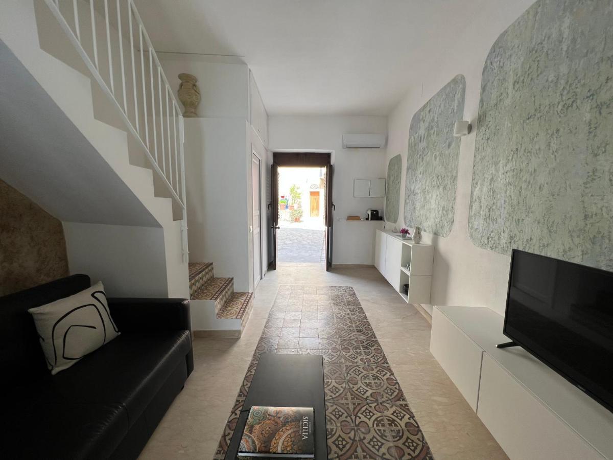 Castello A Mare Apartment Castellammare del Golfo Exterior photo
